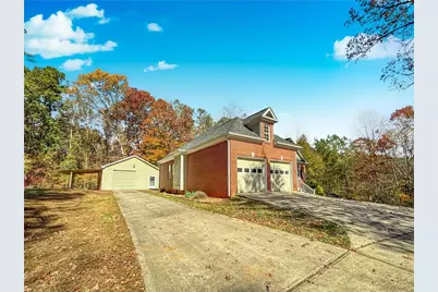 239 Gallery Court, Acworth, GA 30101 - Photo 2