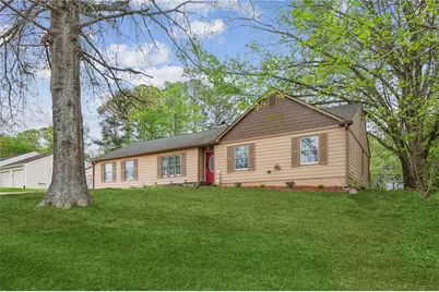 140 Apple Valley Drive, Woodstock, GA 30188 - Photo 2