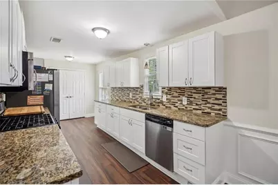 140 Apple Valley Drive, Woodstock, GA 30188 - Photo 8