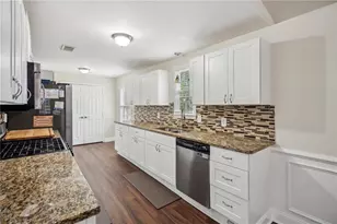 140 Apple Valley Dr, Woodstock, GA 30188 - Photo 8