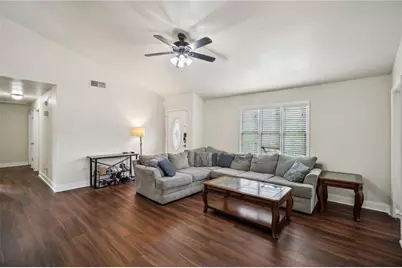 140 Apple Valley Drive, Woodstock, GA 30188 - Photo 4