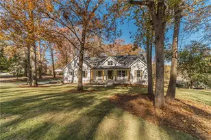 327 Pine Cir, Monroe, GA 30655 - Photo 4