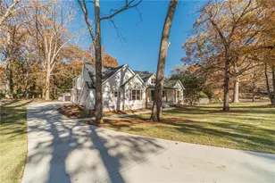 327 Pine Cir, Monroe, GA 30655 - Photo 2