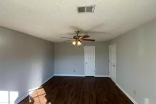 6387 Seths Way, Lithonia, GA 30058 - Photo 18