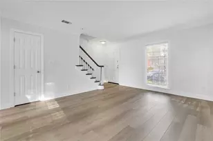 82 Mt Vernon Cir, Atlanta, GA 30338 - Photo 8