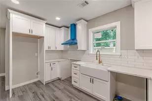 3275 Dodson Dr, East Point, GA 30344 - Photo 12