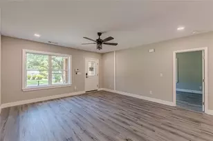 3275 Dodson Dr, East Point, GA 30344 - Photo 4