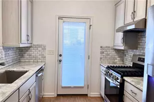 6243 Shoreview Cir, Flowery Branch, GA 30542 - Photo 20