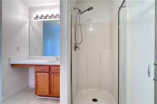 6243 Shoreview Cir, Flowery Branch, GA 30542 - Photo 36