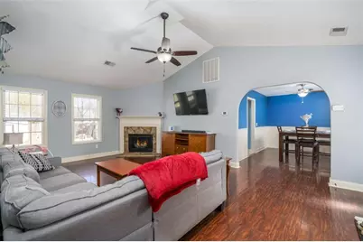 18 Hedgerow Court SE, Cartersville, GA 30120 - Photo 4