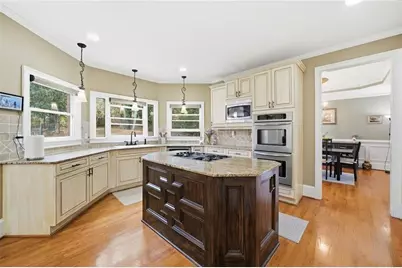 585 St Regis Lane, Alpharetta, GA 30022 - Photo 22