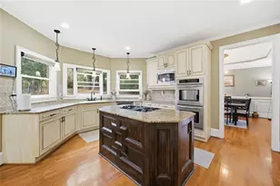 585 St Regis Ln, Alpharetta, GA 30022 - Photo 22