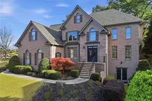 585 St Regis Ln, Alpharetta, GA 30022 - Photo 2