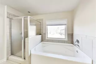 7770 Harbison Hollow Ln, Suwanee, GA 30024 - Photo 14