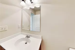 7770 Harbison Hollow Ln, Suwanee, GA 30024 - Photo 26