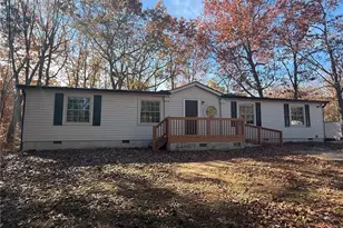 3726 Bolding Rd, Flowery Branch, GA 30542 - Photo 1