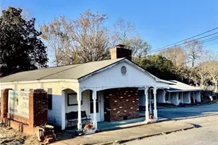 103 E Main St, Irwinton, GA 31042 - Photo 4