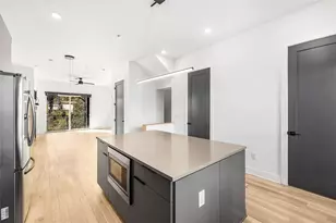 2347 Hosea L Williams Dr SE, Atlanta, GA 30317 - Photo 10