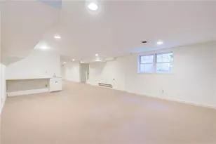 200 Cameron Ridge Dr, Atlanta, GA 30328 - Photo 44