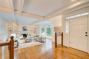 200 Cameron Ridge Dr, Atlanta, GA 30328 - Photo 16