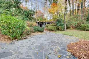 200 Cameron Ridge Dr, Atlanta, GA 30328 - Photo 50