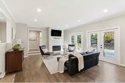 1525 Huntingford Drive, Marietta, GA 30068 - Photo 10