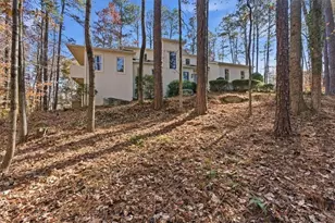 1525 Huntingford Dr, Marietta, GA 30068 - Photo 78