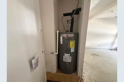 7035 Red Maple Lane, Lithonia, GA 30058 - Photo 18