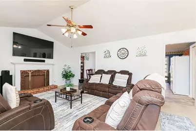 5216 Glendora Court, Powder Springs, GA 30127 - Photo 4