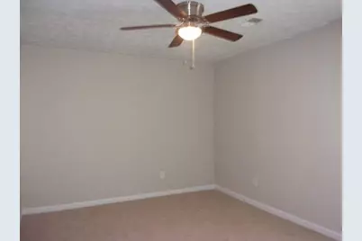 8511 Pineland Drive, Jonesboro, GA 30238 - Photo 12