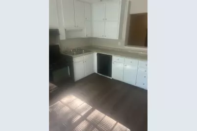 8511 Pineland Drive, Jonesboro, GA 30238 - Photo 6