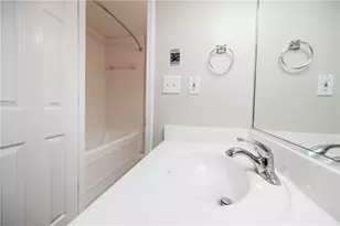 28207 Plantation Dr NE, Atlanta, GA 30324 - Photo 16