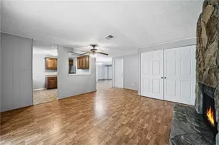 5323 Tracey Dr, Stone Mountain, GA 30088 - Photo 14