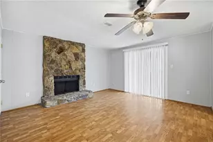 5323 Tracey Dr, Stone Mountain, GA 30088 - Photo 12