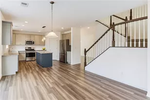 1810 Primrose Park Rd, Sugar Hill, GA 30518 - Photo 14