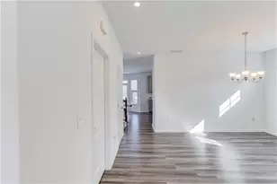 1810 Primrose Park Rd, Sugar Hill, GA 30518 - Photo 10