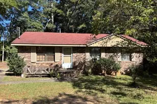 1061 Porter Dr, Elberton, GA 30635 - Photo 1