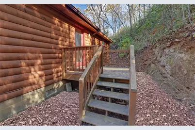 1056 Sweetwater Drive, Clarkesville, GA 30523 - Photo 32