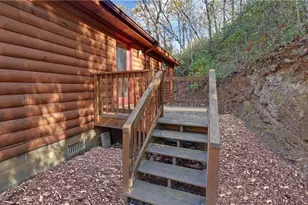 1056 Sweetwater Dr, Clarkesville, GA 30523 - Photo 32