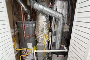 2250 Kings Gate Circle, Snellville, GA 30078 - Photo 20