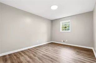 930 Kings Ct, Woodstock, GA 30189 - Photo 18