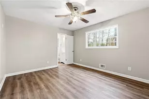 930 Kings Ct, Woodstock, GA 30189 - Photo 10