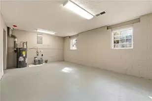 930 Kings Ct, Woodstock, GA 30189 - Photo 22