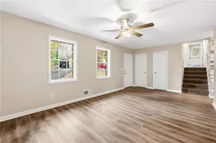 930 Kings Ct, Woodstock, GA 30189 - Photo 6