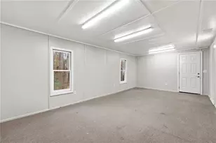 930 Kings Ct, Woodstock, GA 30189 - Photo 16