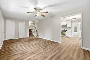 930 Kings Ct, Woodstock, GA 30189 - Photo 6