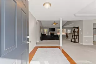 584 Jefferson Walk Cir, Jefferson, GA 30549 - Photo 6