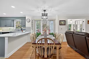 222 Mossy Pl, Alpharetta, GA 30005 - Photo 18