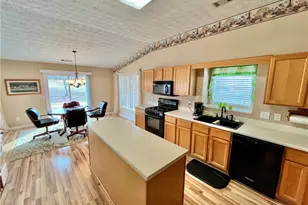 19 Meadow Crest Ct, Powder Springs, GA 30127 - Photo 4