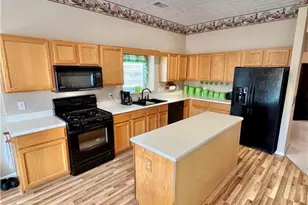 19 Meadow Crest Ct, Powder Springs, GA 30127 - Photo 6